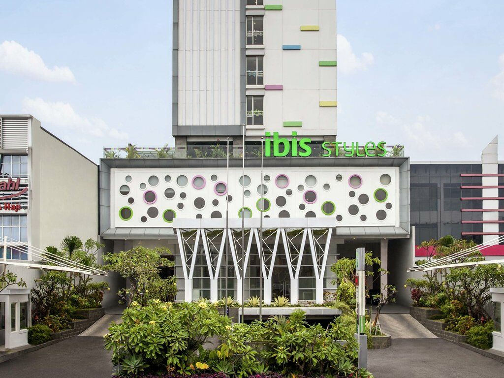 Hotel Ibis Styles Malang Exterior foto